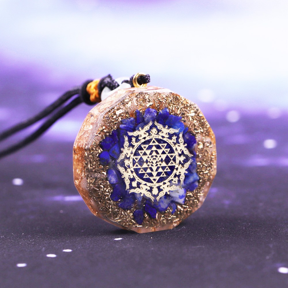 Pandantiv Cristale Lapis Lazuli Orgon Ruben cu Simbol SriYantra si Foite de Cupru
