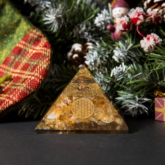 Piramida abundentei Orgonit, Drava, din pietre semipretioase de Citrin, cu simbol Floarea Vietii si Varf de Cristal Vibrational