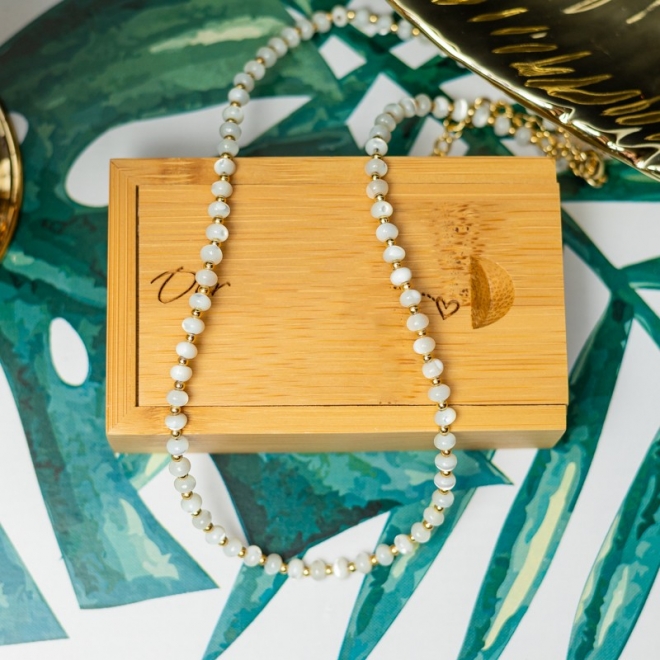 Colier din perle Mother of Pearls, Chocker Kamia cu inchizatoare din cupru, placat cu aur de 18K
