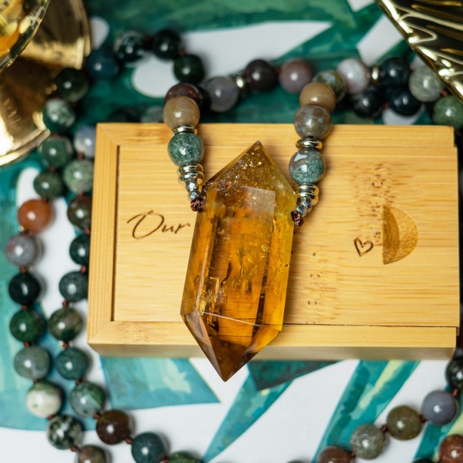 Colier Mantra Mala 108 pietre semipretioase Agat Indian, Alisha, cu cristal de Citrin varf dublu