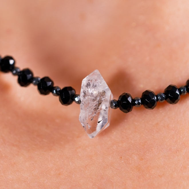 Colier Choker Hrida cu pietre semipretioase de Onix, Labradorit si diamant Herkimer